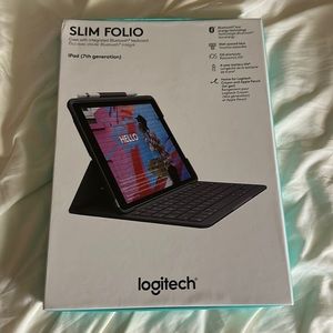 Logitech SlimFolio